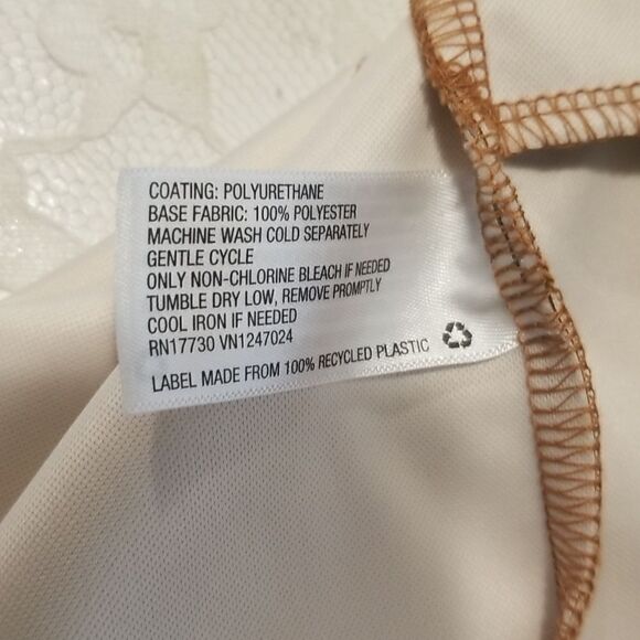 Brown faux leather shorts with bow tie. New with tags - Picture 11 of 15